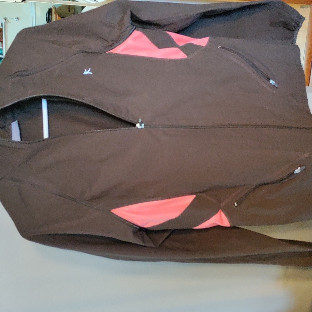 Danskin windbreaker